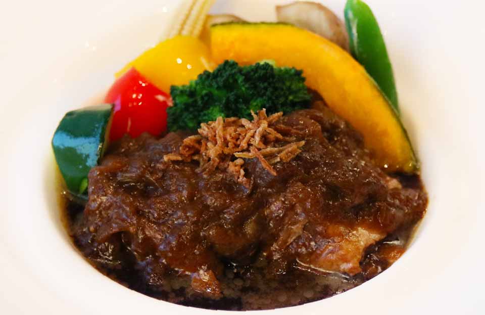 牛バラ肉のビール煮込み
